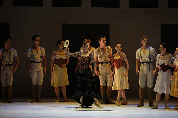20150212_Carmen_Dress_Reh_9C7C1324