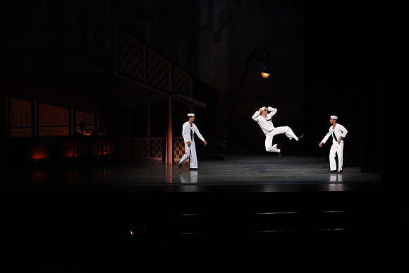 20151022_MCB_Fancy_Free_Warmup_Stage_Arsht_75A5335