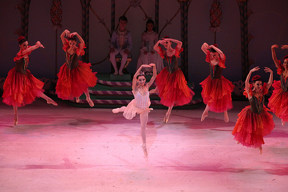 20141229_Nutcracker_WPB_Flowers__CG3P2119