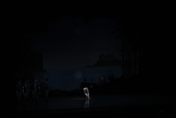 20151025_MCB_Swan_Lake_2Cast_Arsht_IMG_1471