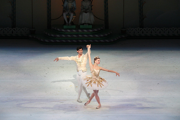 20141229_Nutcracker_WPB_PasDeDeux_CG3P2933