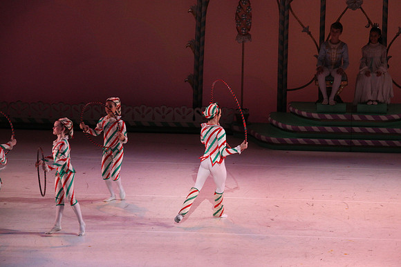 20141229_Nutcracker_WPB_Hoops_CG3P1427