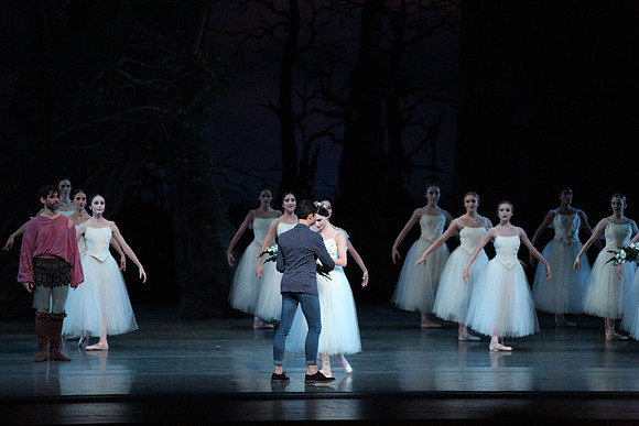 20161021_MCB_Giselle_Act2_Preformance_Arsht_9C7C0044