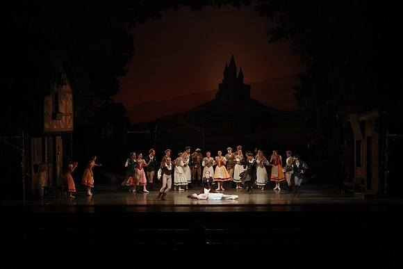 20161020_MCB_Giselle_Act1_DRSH_75A0054