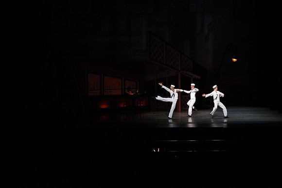 20151022_MCB_Fancy_Free_Warmup_Stage_Arsht_75A5289