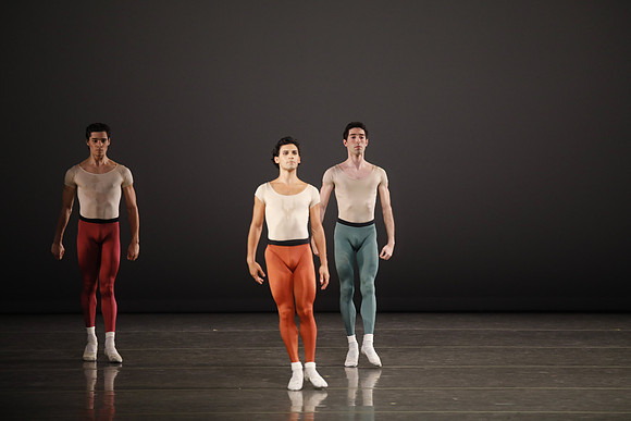 20170113_Glass_Pieces_Akhnaten_PR_MCB_Arsht_73A0721