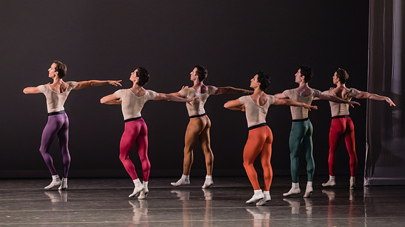 20170113_Glass_Pieces_Akhnaten_PR_MCB_Arsht_73A0813