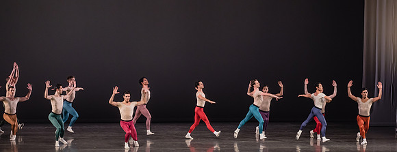 20170113_Glass_Pieces_Akhnaten_PR_MCB_Arsht_73A0973