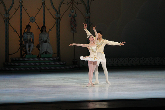 20141223_Nutcracker_ARTC_Pasdedeux_AL1B5670