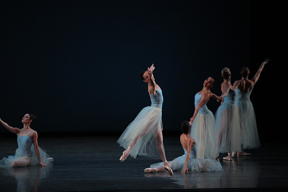 20170114_Serenade_Preformance_Tricia_Jeanette_Emily_Saturday_MCB_9C7C0059