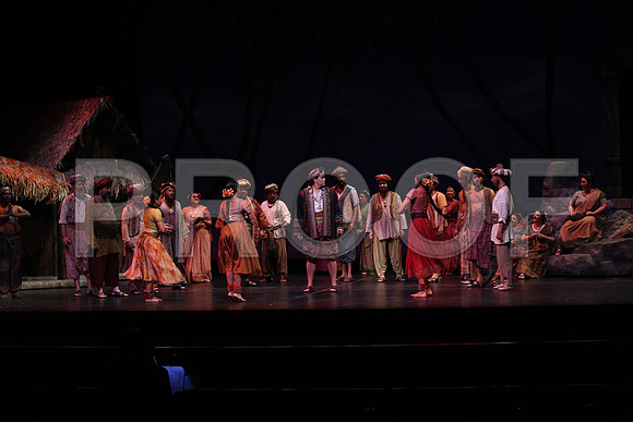 20150226_The_Pearl_Fisher_Act_29C7C0588