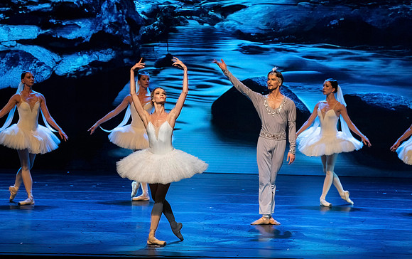 20241026_untitled20241026_Pas de deux from La bayadere__DSC3062
