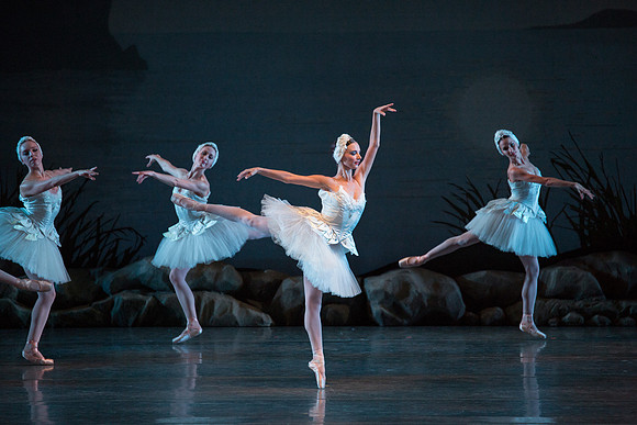 20151022_MCB_Swan_Lake_DR_Arsht_IMG_8889