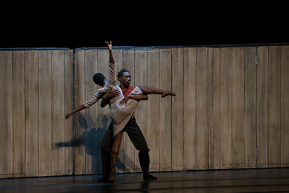 20170223_Alvin_Ailey_Walking_Mad_PR_Closeup_G3P1535