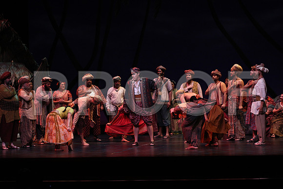 20150226_The_Pearl_Fisher_Act_29C7C0609