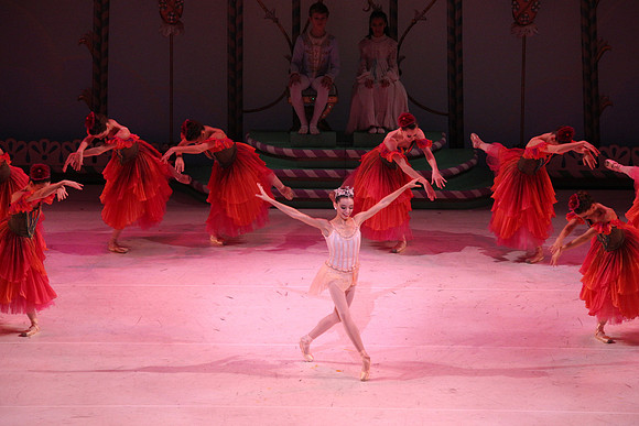 20141229_Nutcracker_WPB_Flowers__CG3P2129