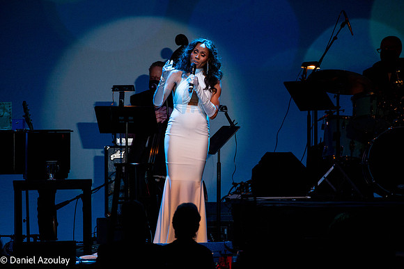 20201219_Deborah_Cox_9C7C3870