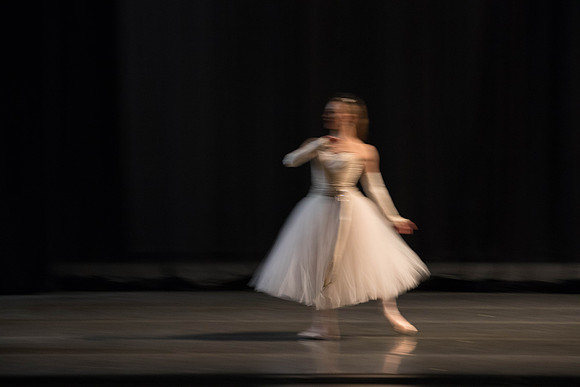 20180406_La_Valse_Motion_Blur_Balanchine_73A6903