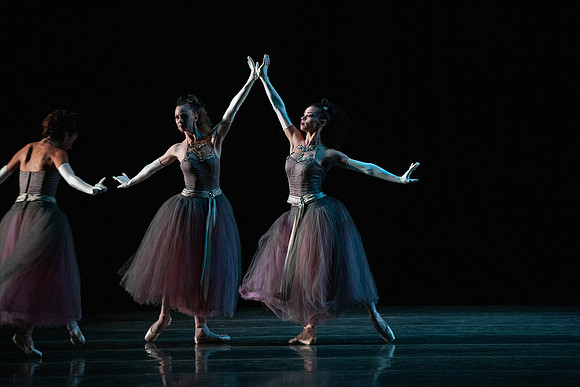 20180405_La Valse_Balanchine_Ravel__73A4844