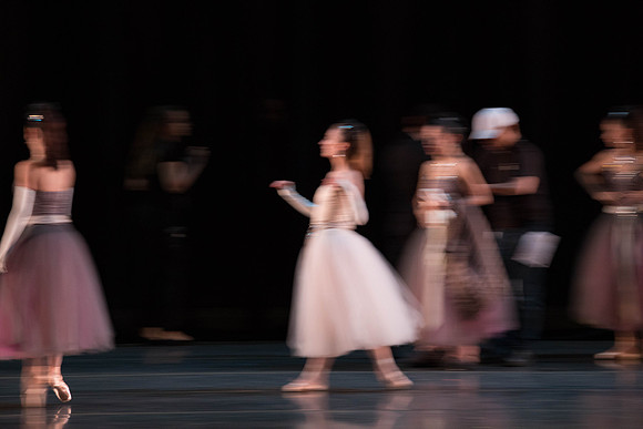 20180406_La_Valse_Motion_Blur_Balanchine_73A6950