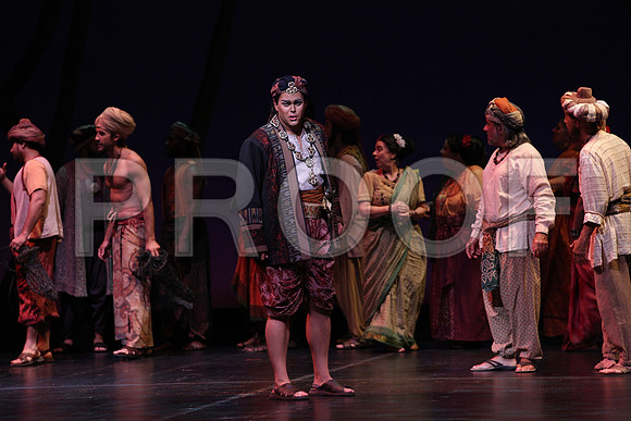 20150226_The_Pearl_Fisher_Act_29C7C0636