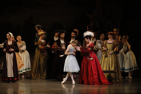 20161021_MCB_Giselle_Act1_Preformance_Arsht_73A0043