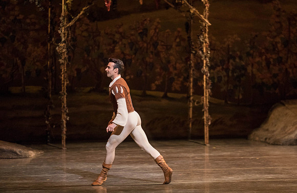 20161022_MCB_Giselle_Act1_2Cast_Tricia_Arsht_Arsht_73A5627