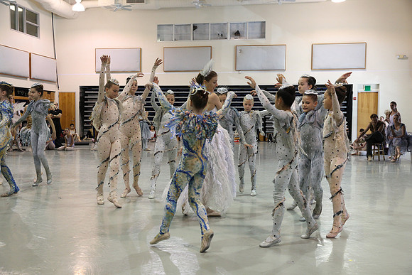 20160310_Midsummer_Act1_Studio_IMG_1391