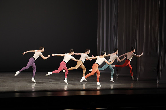 20170113_Glass_Pieces_Akhnaten_PR_MCB_Arsht_73A0748