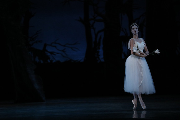 20161020_MCB_Giselle_Act2_DRDA_Arsht_73A6080