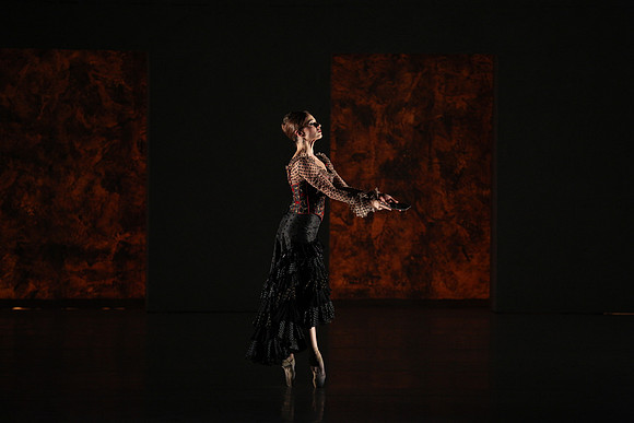 20150212_Carmen_Dress_Reh_9C7C1058