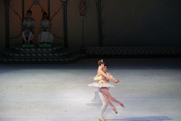 20141229_Nutcracker_WPB_PasDeDeux_CG3P2963