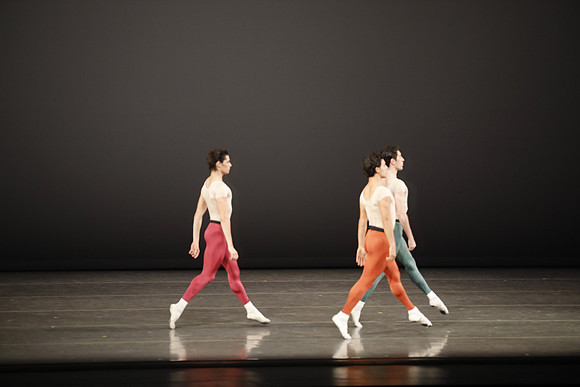 20170113_Glass_Pieces_Akhnaten_PR_MCB_Arsht_73A0685