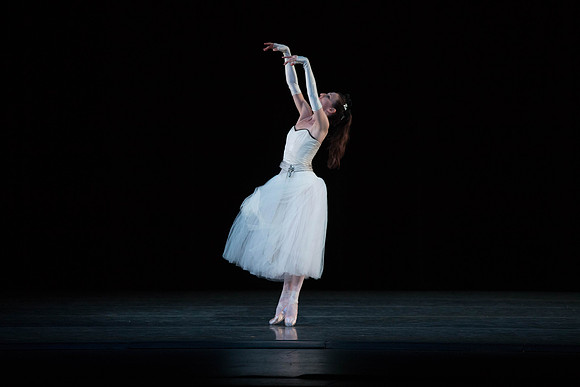 20180405_La_Valse_No_Makeup_20180405_La_Valse_Balanchine_Ravel__73A0074