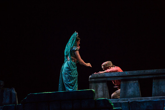 20150226_The_Pearl_Fisher_Act_39C7C2206