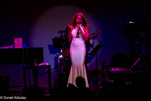 20201219_Deborah_Cox_9C7C4123