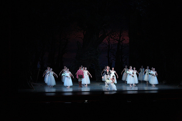20161021_MCB_Giselle_Act2_Preformance_Arsht_9C7C0088