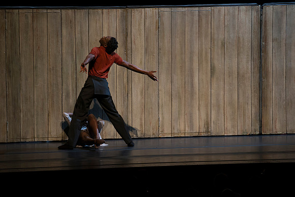 20170223_Alvin_Ailey_Walking_Mad_PR_Closeup_G3P1491