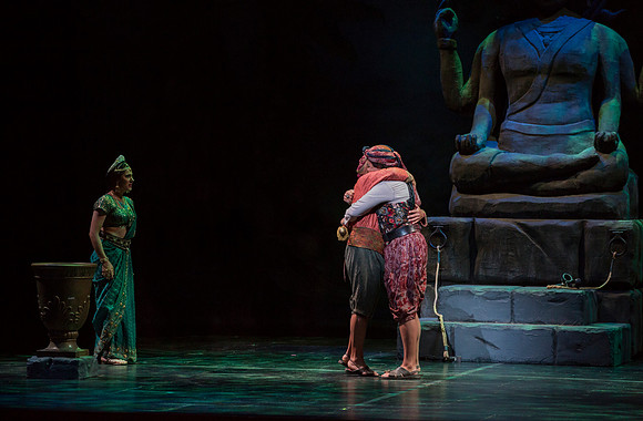 20150226_The_Pearl_Fisher_Act_39C7C3084
