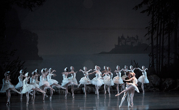 20151025_MCB_Swan_Lake_2Cast_Arsht_IMG_9620
