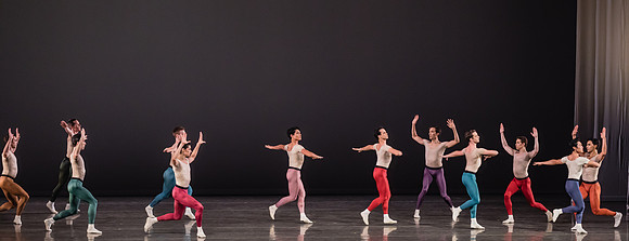 20170113_Glass_Pieces_Akhnaten_PR_MCB_Arsht_73A0975