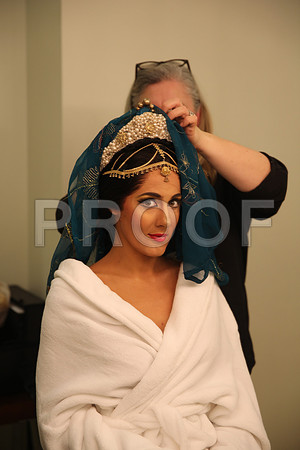 20150226_The_Pearl_Fisher_Backstage_Makeup_9C7C0500