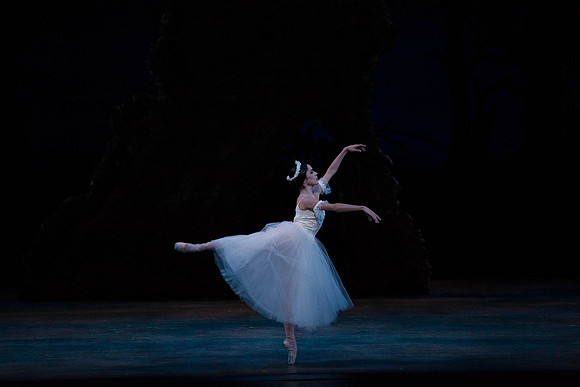 7951_DG_Giselle_Rehersal_Arsh_Center_Miami_FL_AL1B4112
