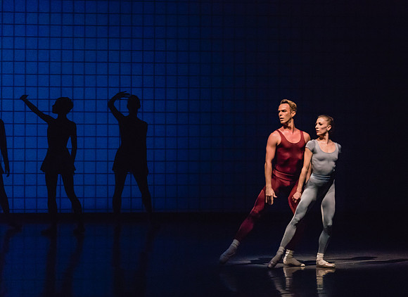 20170113_Glass_pieces_Facades_Simone_PR_MCB_Arsht__73A0482