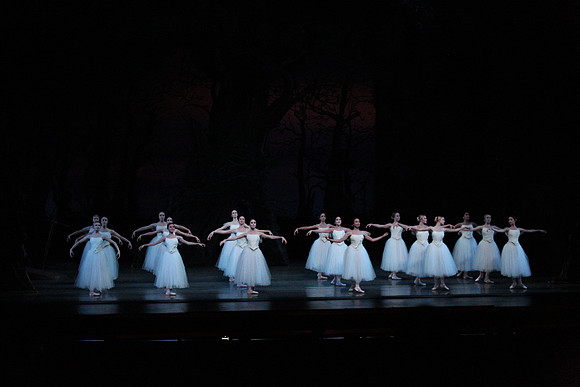 20161021_MCB_Giselle_Act2_Preformance_Arsht_9C7C0015