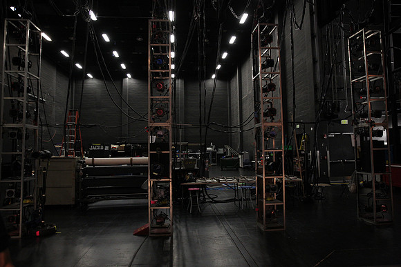 20151025_MCB_Back_Stage_2Cast_Arsht_IMG_7547