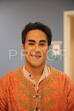 20150226_The_Pearl_Fisher_Backstage_Makeup_9C7C0511
