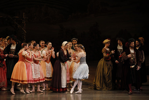 20161021_MCB_Giselle_Act1_Preformance_Arsht_73A0058
