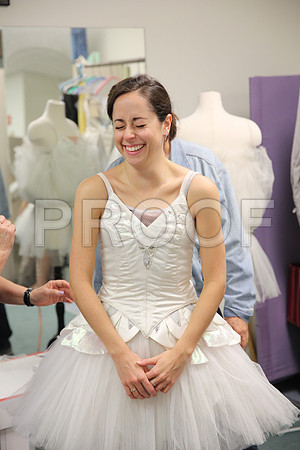 20150901_Fitting_Swan_Lake_Wardrobe_IMG_6293