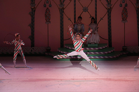 20141229_Nutcracker_WPB_Hoops_CG3P1378